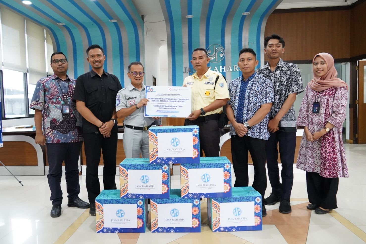 Kebaikan Ramadan yang Berkelanjutan, Jasa Raharja Kalsel Salurkan Paket Sembako