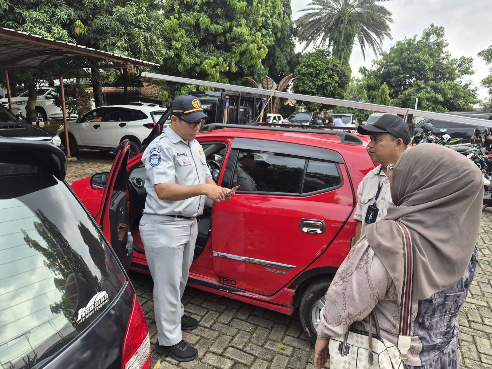 Jasa Raharja Bersama Kecamatan Cikarang Selatan Gelar Razia Kepatuhan Kendaraan