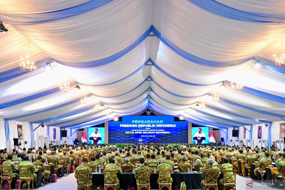 Presiden Prabowo Sampaikan Arahan Dalam Retret Ketua DPRD Seluruh Indonesia di AKMIL Magelang