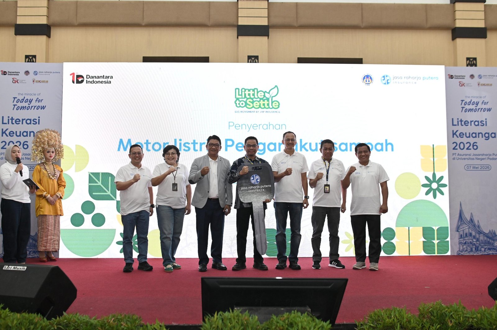 Jasaraharja Putera Perkuat Literasi Keuangan Nasional dan Implementasi CSR-ESG di Universitas Negeri Padang